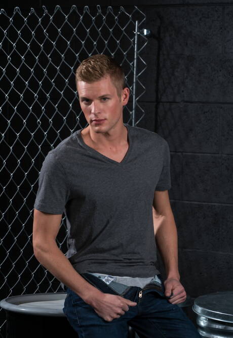 Nice american guys hunky guy Markie More and hot twink Ty Thomas have a good sex