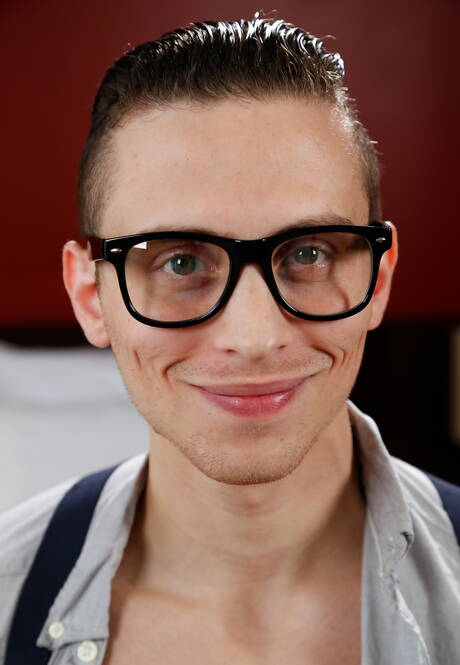 Les sympathiques copains américains Dante Martin et Brandon Moore baisent après une fellation