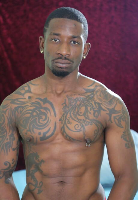 Spanish hairy stud Dario Beck and american husky guy Aston Springs fuck ass after sucking dick