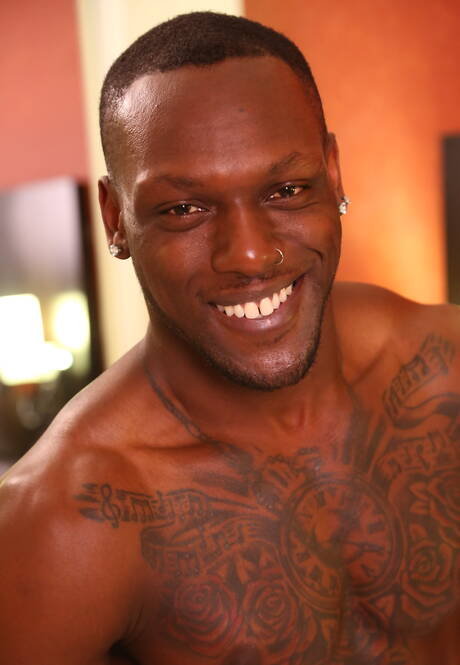 Canadian muscular Brandon Jones and  Leo Brooks have a hot interracial sex