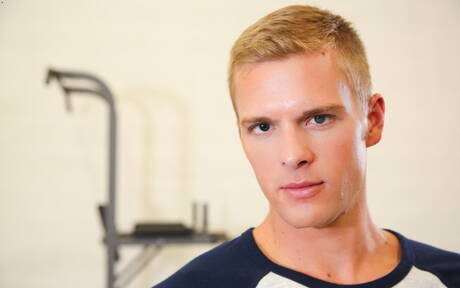 Hot americans, muscular Jake Davis and twink Ty Thomas have a good sex