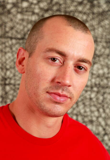 Next Door Studios: Nasty guys Mark Long, Quentin Gainz and Michael Del Ray in threesome fuck scene