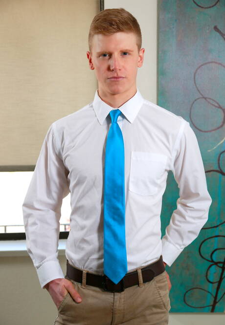 Next Door Studios: Alex Tanner and Brett Beckham kissing and fucking each other ass