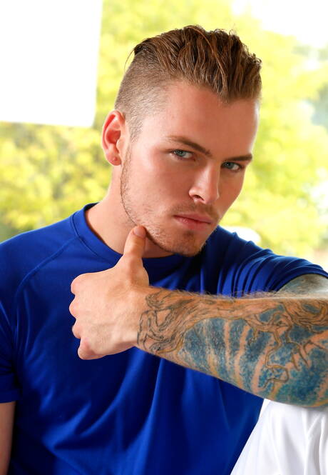 Pretty american guys tough guy Mark Long and hunky guy Zane Porter drilling an ass