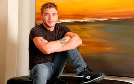 Shameless guys Rob Ryder, Alexander Gustavo and Alex Greene in hot threesome ass bang