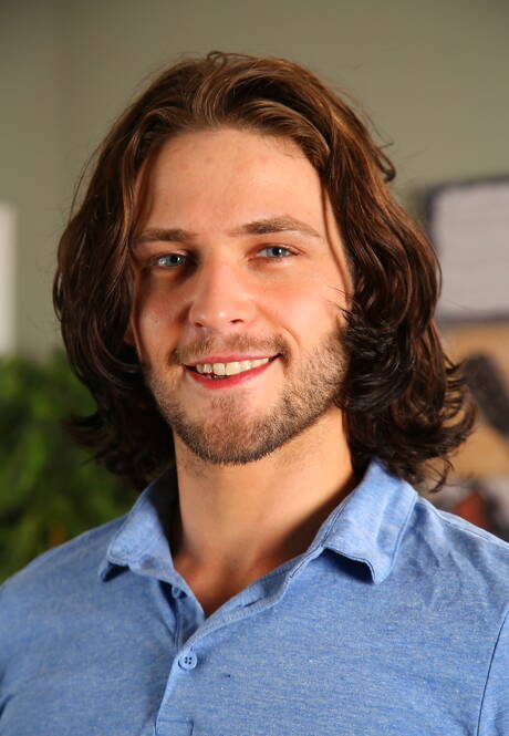 Next Door Studios: Nice american buddies beefcake Pierce Hartman and otter Duncan Black sucking and screwing each other