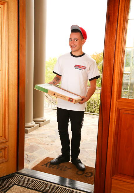 American beefcake Mark Long and beefy James Dickson have a good sex in kitchen