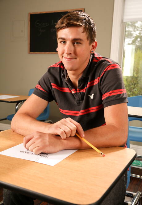 American well-built Zane Porter and hunk Tyler Sky in hard anal sex