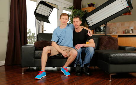 Der gut gebaute Amerikaner Markie More und der gut gebaute Presley Wright lieben sich