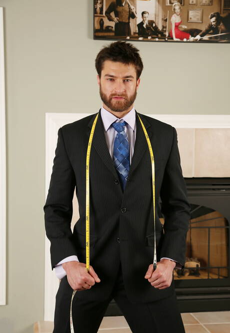 I bei ragazzi americani, il ben fatto Derrick Dime e il peloso stallone Abel Archer, in un duro sesso anale