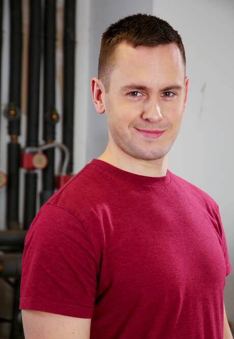 American beefcake Brenner Bolton and tough guy Matthew Ryan have a hot interracial sex