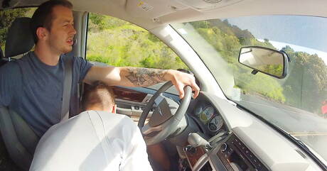 Beroemde Amerikanen, spierbundel Brenner Bolton en sterke man Mark Long neuken na buiten te zijn gepijpt