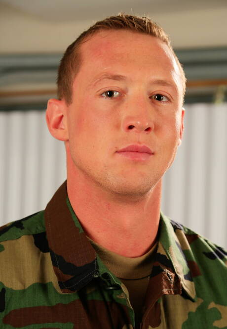 Niegrzeczni chłopcy Johnny Torque, Colt Rivers i Pierce Hartman w gorącym trójkącie analnym