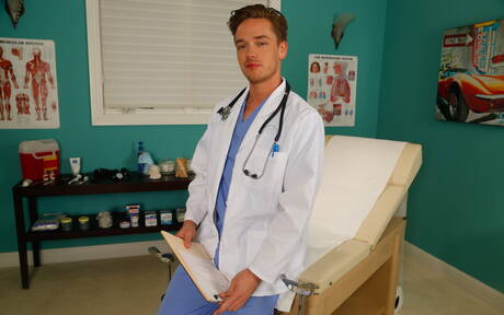 Nice american guys beefy Lucas Knight and muscular Johnny Smash sucking and screwing each other