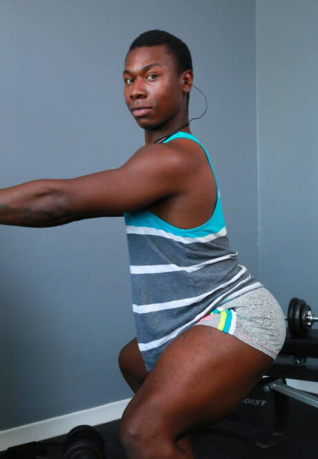 Next Door Studios: Ebony beefcake Tyson Tyler and black beefcake Damian Brooks in hot ass bang