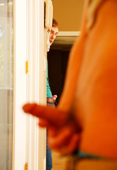 Sensual dude Jt Stryder and sexy boy Seamus Orilley in hot homosexual scene in kitchen