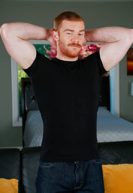 Next Door Studios: Shameless guys Damien West, James Jamesson and Aaron Steele have a good threesome sex