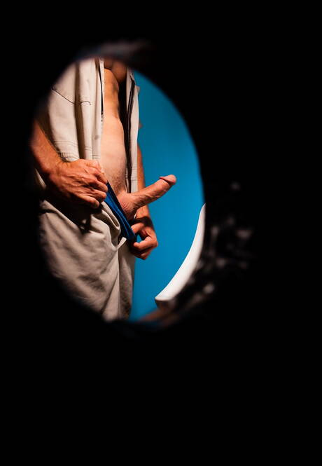 Pretty american guys beefy Brandon Lewis and hunk Dominic Reed banged each other in bath