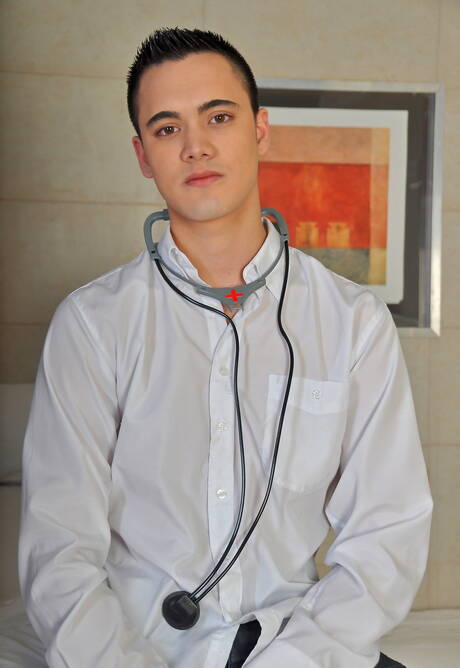 カナダ人のイケメン、トリスタン・ブルとキーラン・オコナーがチンポしゃぶりシーンで共演