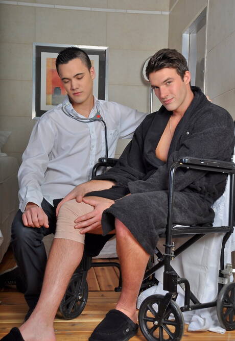 カナダ人のイケメン、トリスタン・ブルとキーラン・オコナーがチンポしゃぶりシーンで共演