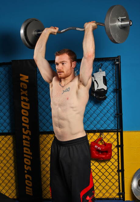 La loutre américaine James Jamesson se fait plaisir