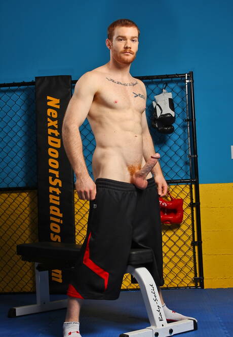 La loutre américaine James Jamesson se fait plaisir