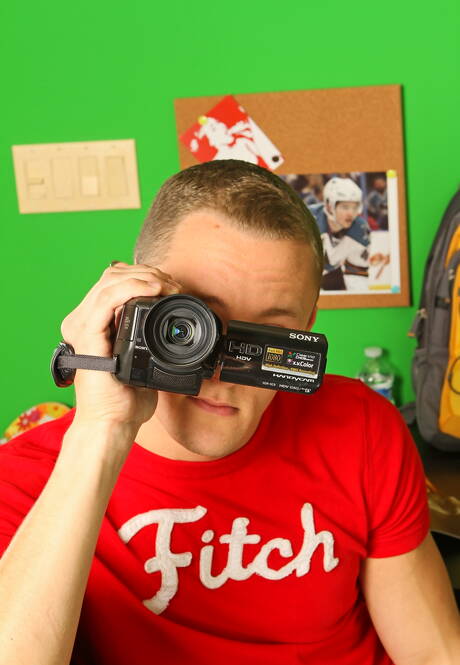 American beefcake Trevor Laster and pretty boy Dane Riley in hot anal sex