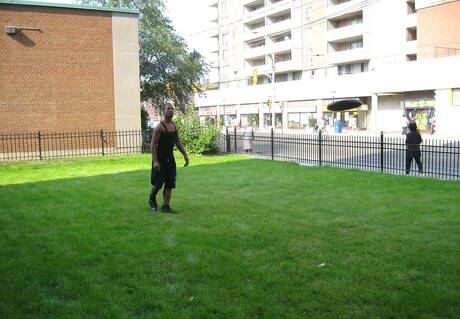 Black well-built Marc Williams and superstud Dshawn in cock sucking scene outdoor