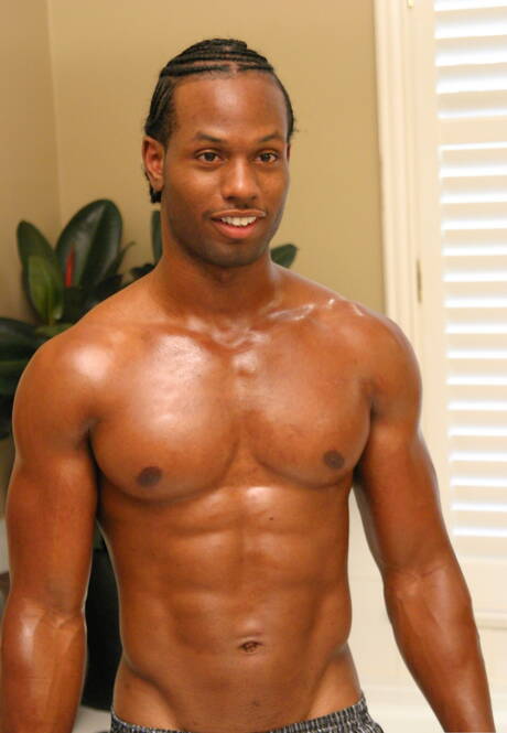 Next Door Studios: Black bodybuilder Tone playing with dick in bathroom