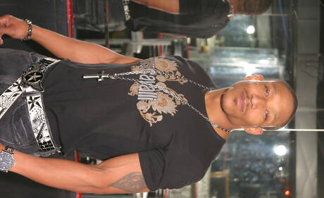 Black strong bull Phoenix (b) masturbating