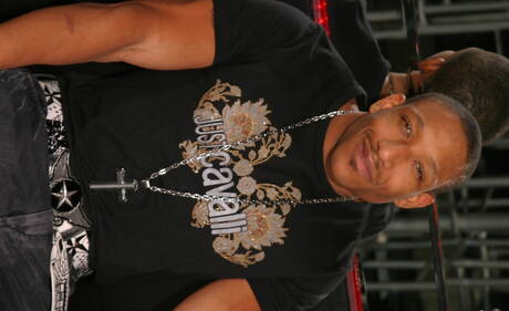 Black strong bull Phoenix (b) masturbating