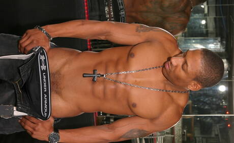 Black strong bull Phoenix (b) masturbating