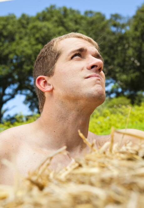 Les beaux américains Marcus Mojo et Brandon Lewis dans une scène homosexuelle torride à l