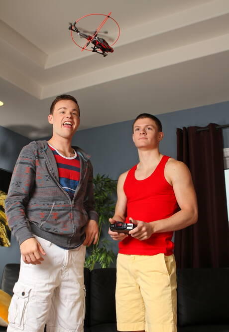 Pretty american boys twink Joey Hard and young boy Tyler Sweet have a hot sex
