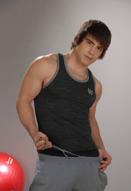 Strong bull Mattice Lerock teasing his cock