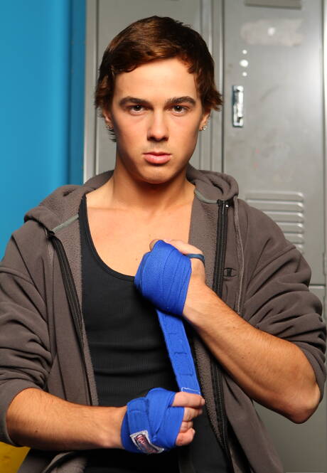 American superstud Justin Owen posing nude and showing his ass