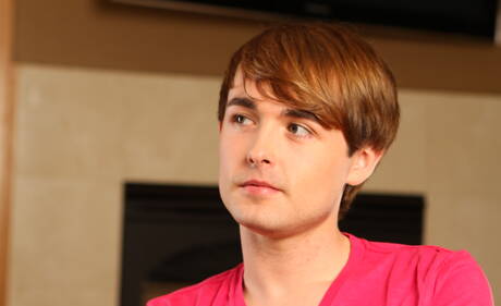 American superstud Cody Cummings and  Wesley Crow in blowjob scene