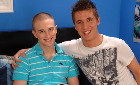 帥哥Cameron Sharp和美國帥哥Kain Lanning激情做愛