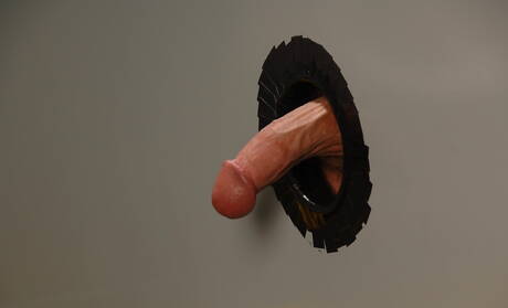 American tough guy Logan Scott and young Max Chandler have a good oral sex