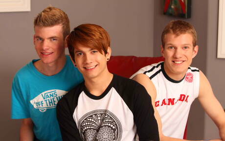 Sexy boys Anderson Lovell, Mark Gabriel and Cody Parker sucking and fucking each other