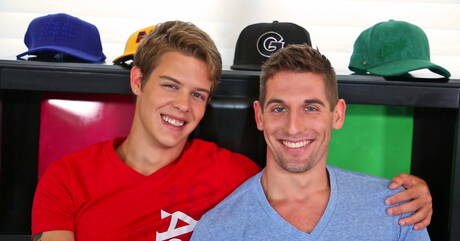 Next Door Studios: Pretty boy Brad Rockwell and american young Alex Jordan have a hot couple sex