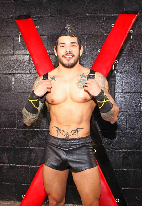 Die heißen Typen Nubius, Draven Torres und Montaz beim heißen Dreier-Analsex