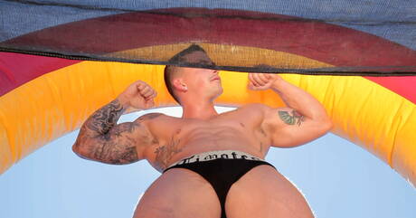 Slate, Dante, Brandon, Christian, blowjob and cumshot in the pool