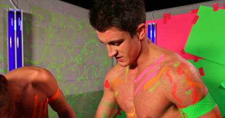 Die sexy Typen Cole Christiansen, Dante Martin und Derrick Dime bei heißer Dreier-Arschfick-Action