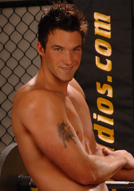 Le dur à cuire canadien Trystan Bull s