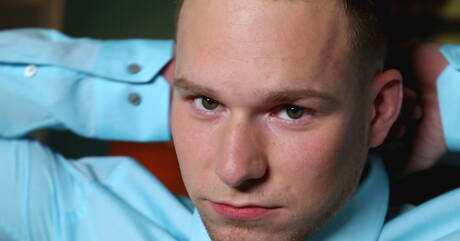 Superstud Randy Een ruk aan zijn pik