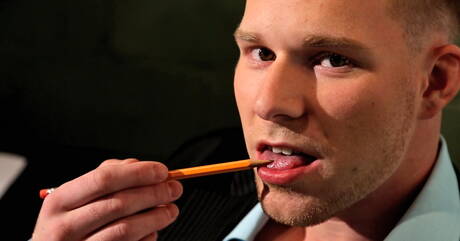 Superstud Randy Een ruk aan zijn pik