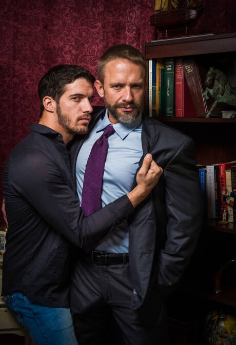 Los guapos estadounidenses Dirk Caber y Ty Roderick posan desnudos