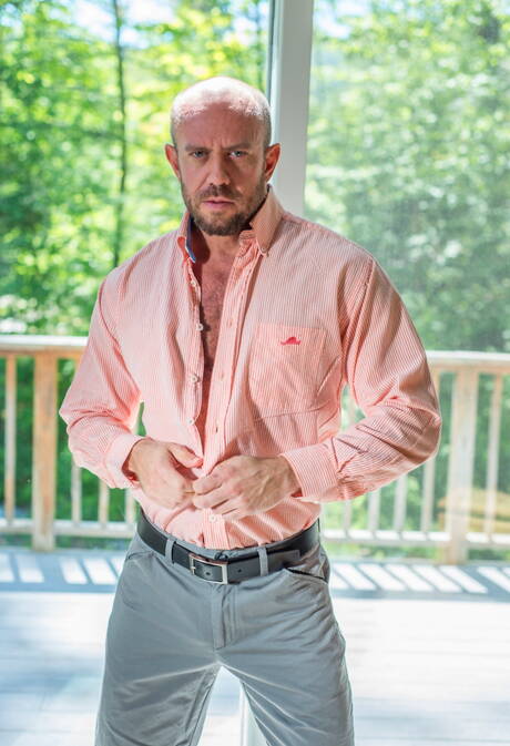 Icon Male: Sexy americans, strong bull Matt Stevens and beautiful boy Sean Cross posing naked outside