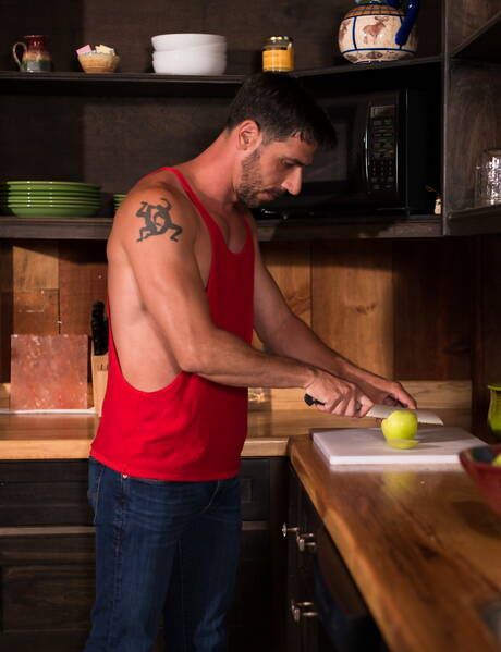 Pretty american boys hairy stud Adam Russo and stud Tony Salerno shows a strong body in the kitchen